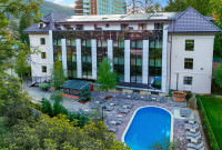 Hotel Izvoare